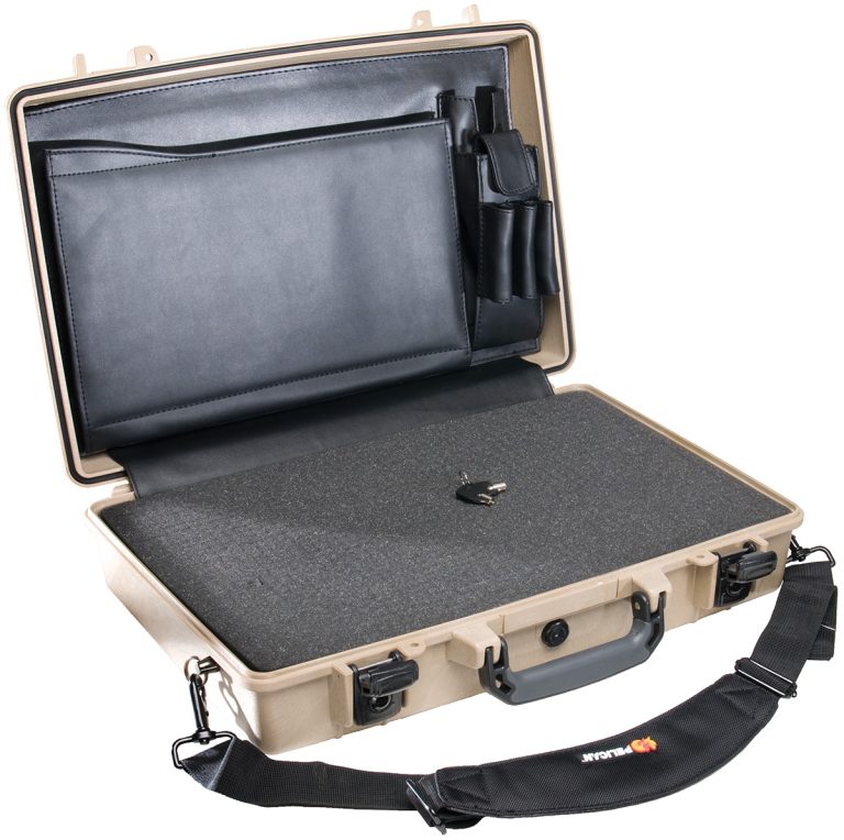 Pelican™ 1490CC2 Laptop Case - Case Club